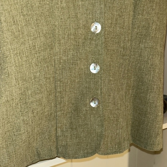 B REAL Linen Button Up Blouse with Collar - Picture 6 of 6